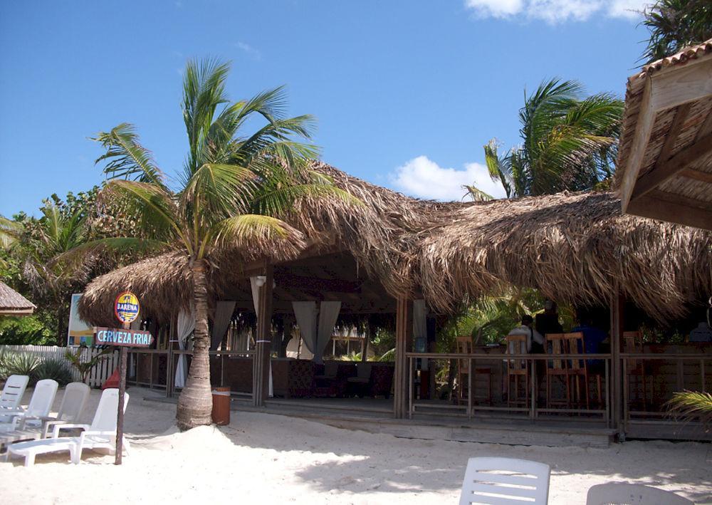 Paradise Oceanic Hotel West Bay Exterior photo